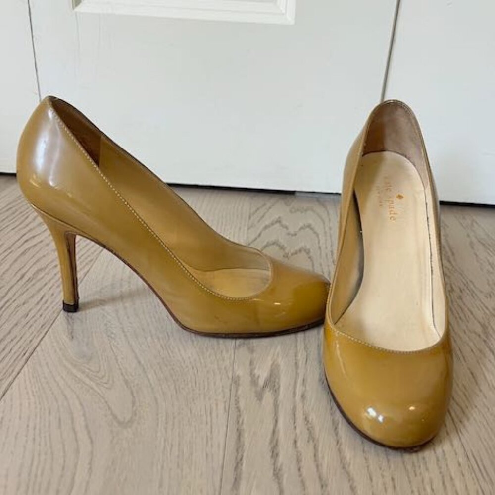 Kate Spade Karolina Patent Leather Pumps - Made in Italy